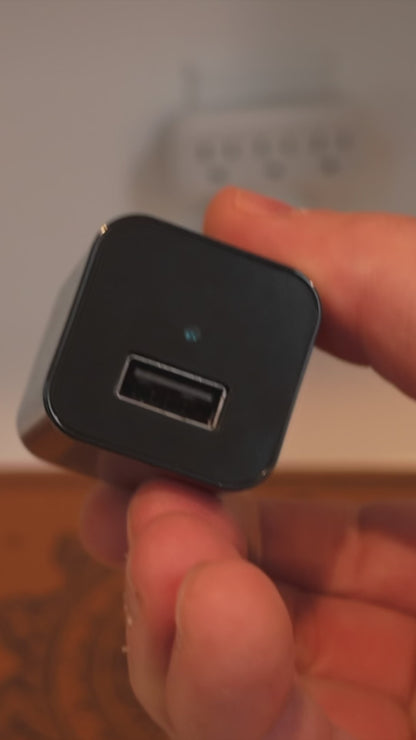 Hidden Spy Camera Charger HD 1080p Easy to Use without Wi-Fi